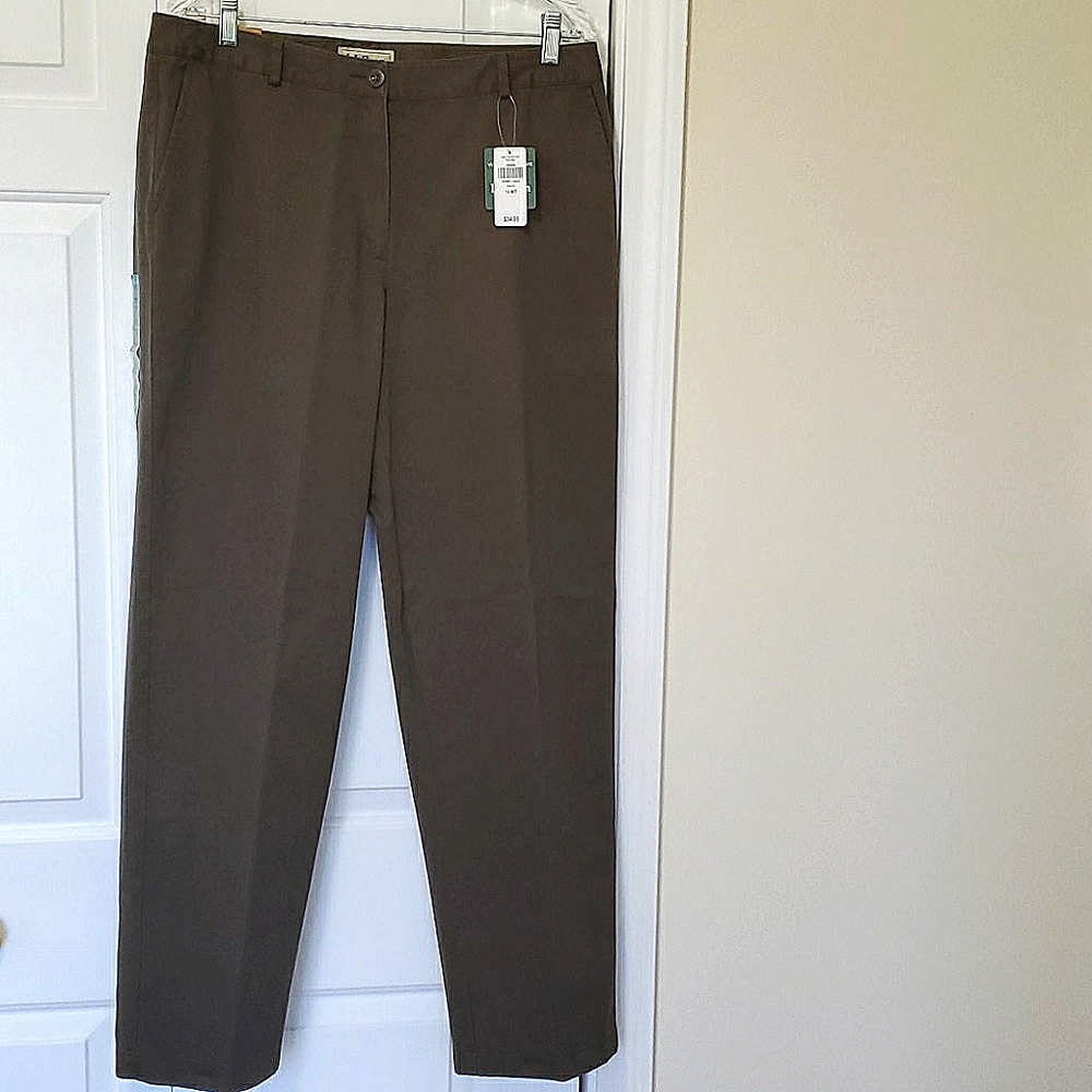 NWT LL Bean pants, olive green, size 14 M/T